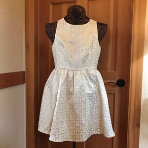 Xhilaration Ivory and Gold Sleeveless Dress